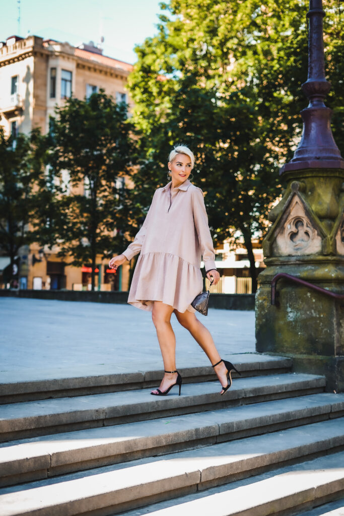 vestido mujer beige